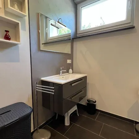 Kommerswag By Interhome Daire Pittenbach
